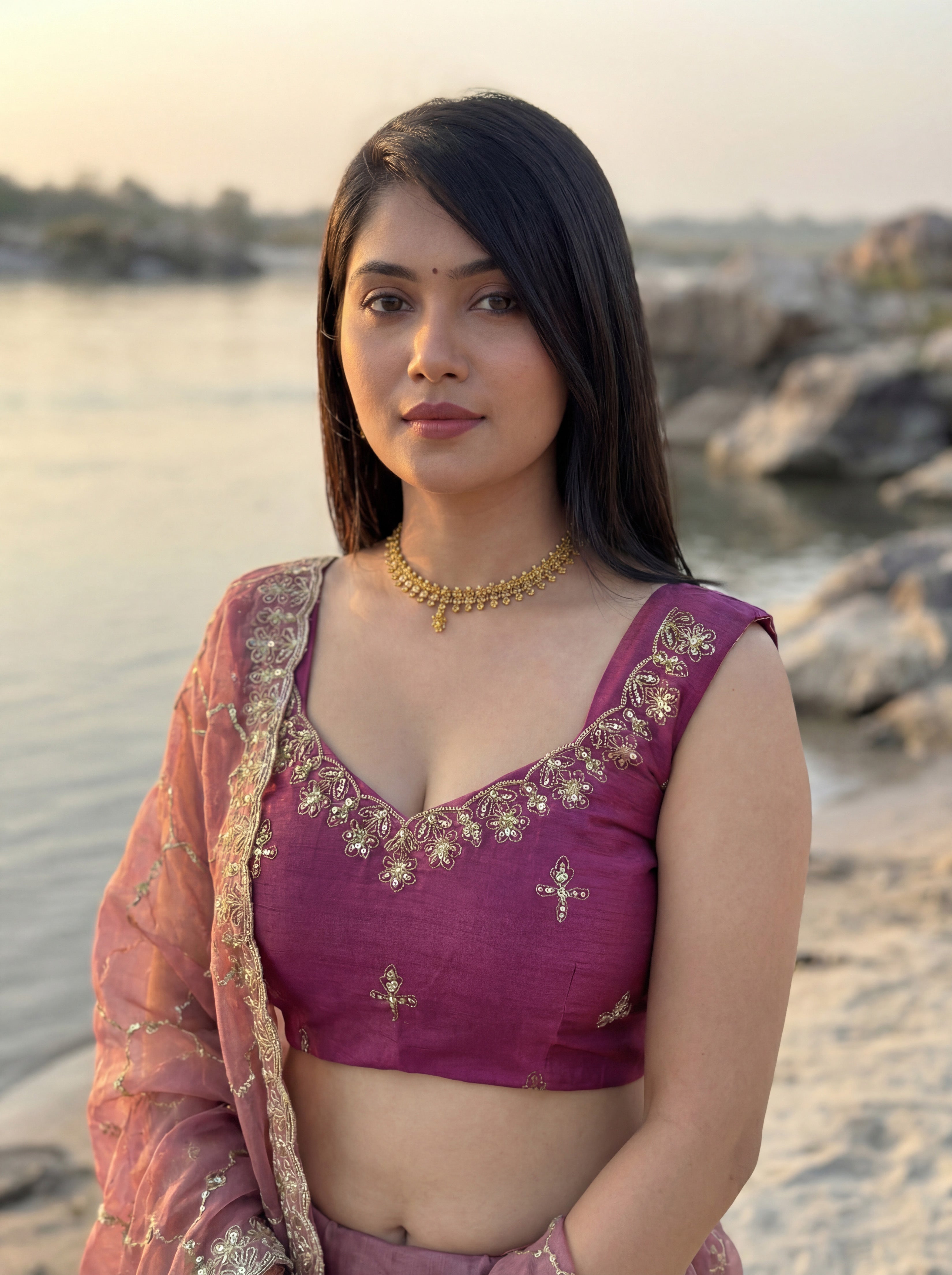 Pink Tissue Geometric Sequence Work Saree